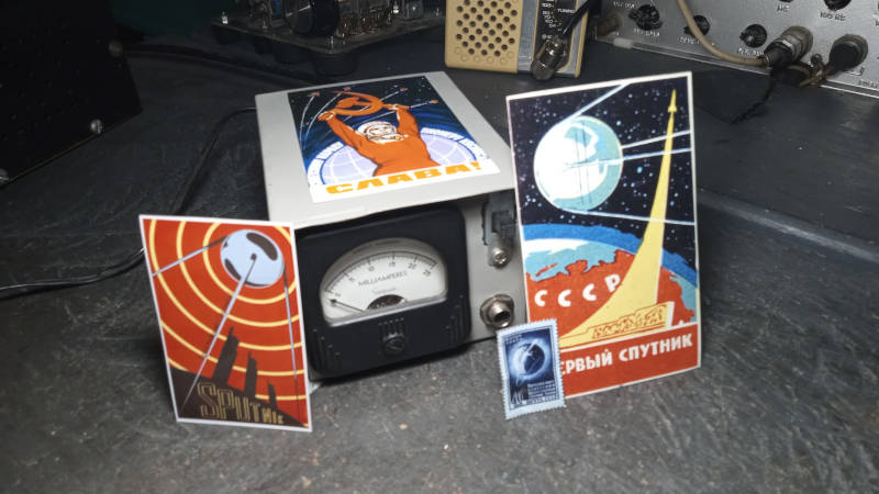 Archivo JPG con fotografías del transmisor y calcomanías