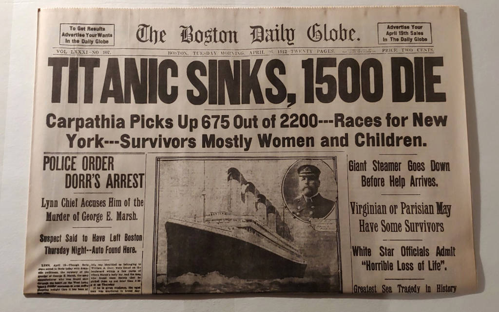 Archivo JPG con la foto de un periódico de la época dando la noticia del hundimiento